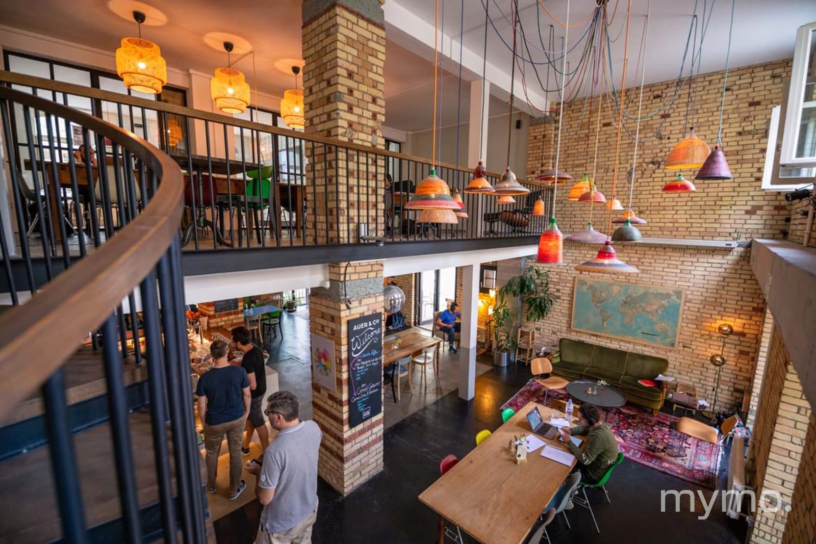 Gastraum des Café Auer